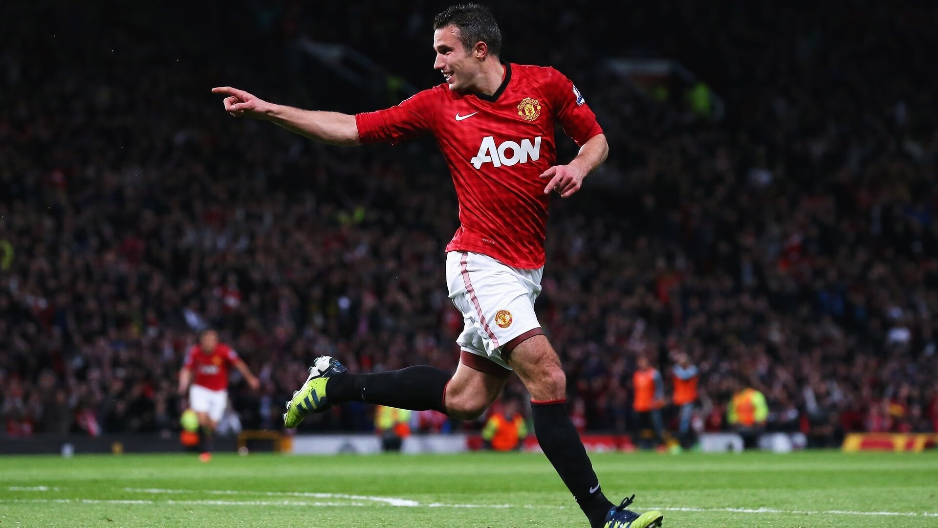 范弗利特世界杯封神夜，老鹰争冠战暗藏新疆队崛起密码